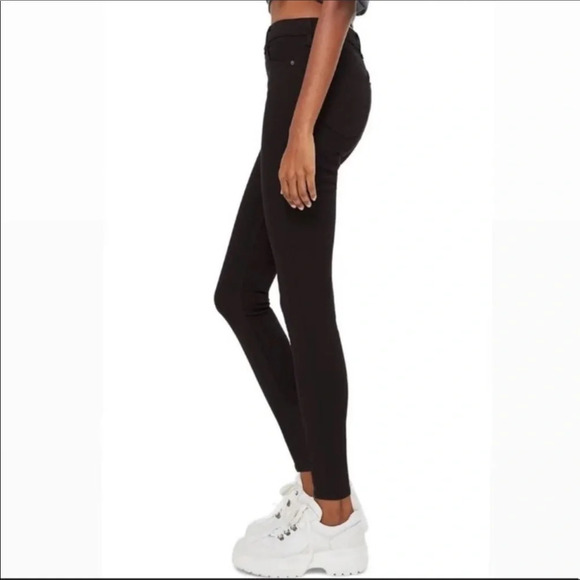 TopShop Black Jamie High Waisted Jeans Women’s Size 24X32 NWT - Picture 4 of 7